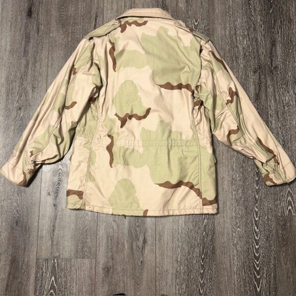 US Military Field Jacket Coat Cold Weather Desert Camouflage Medium Reg Hooded - Picture 7 of 7
